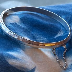 Vintage Hinged 925 Bangle Bracelet with Faceted Bamboo Texture and Safety Chain